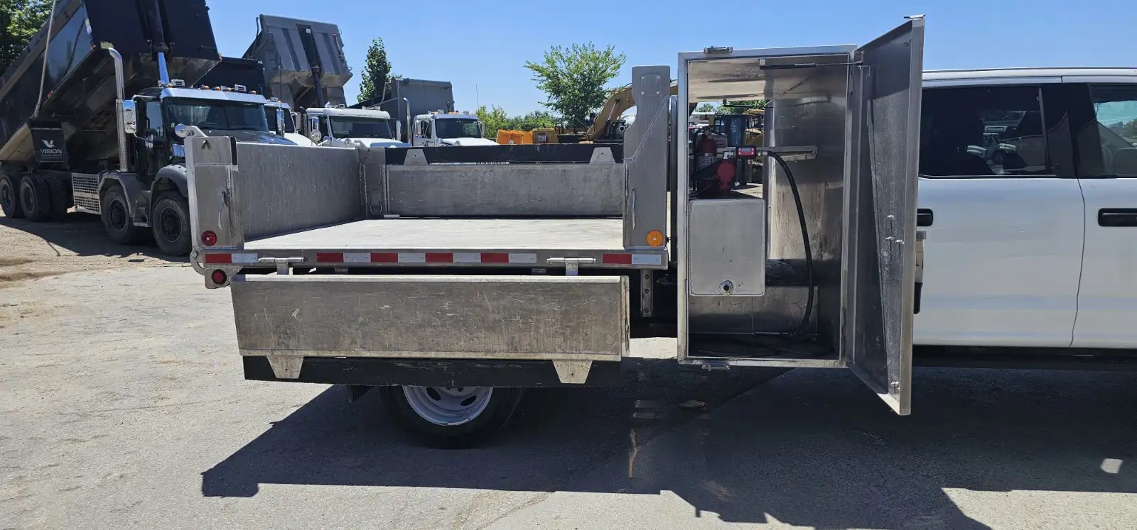 2022 FORD F-550 DIESEL PICKUP TRUCK 2022 FORD F-550 DIESEL PICKUP TRUCK